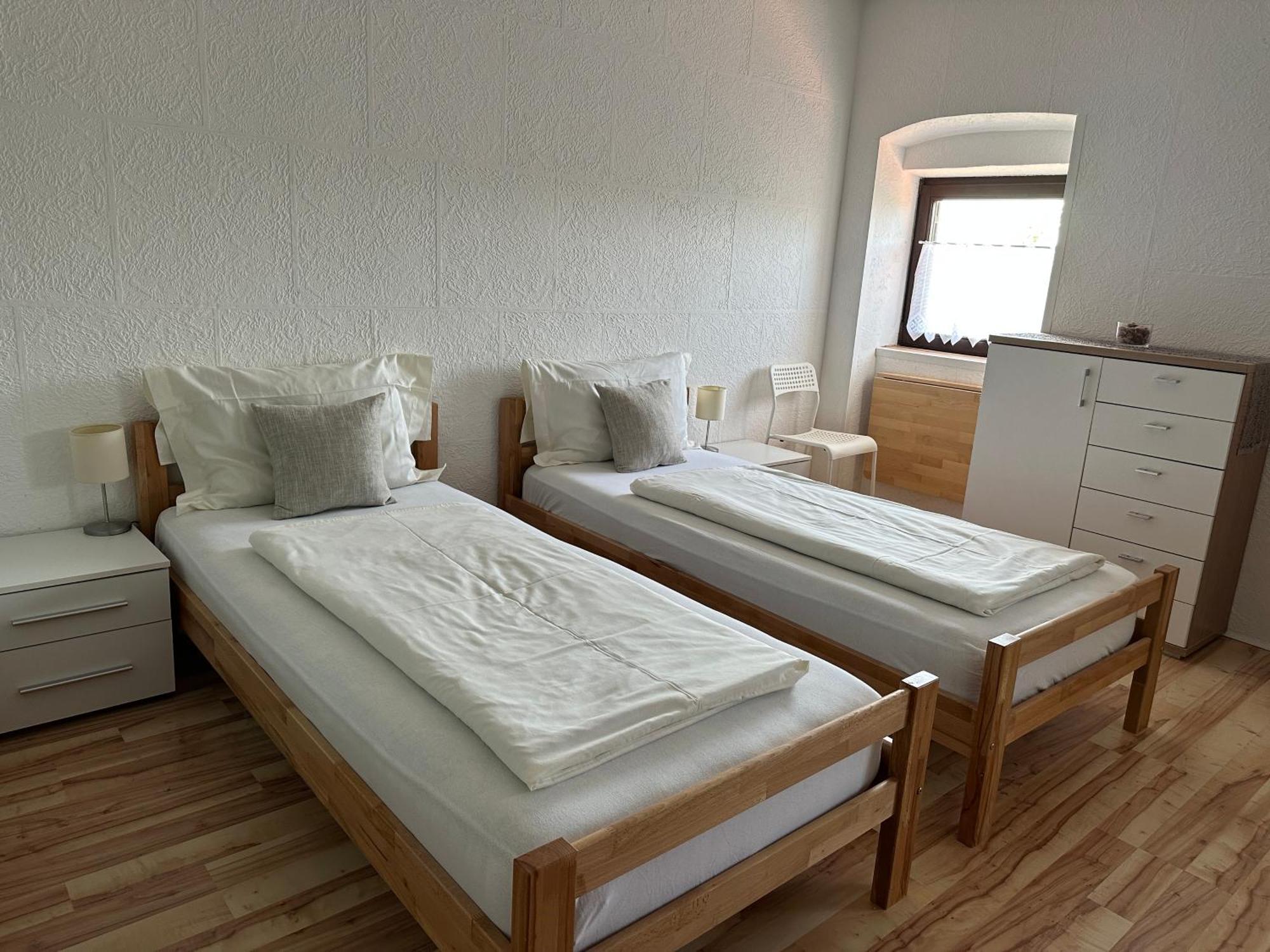 Quiet Countryside Apartments Near The City And The Sea كوبر المظهر الخارجي الصورة