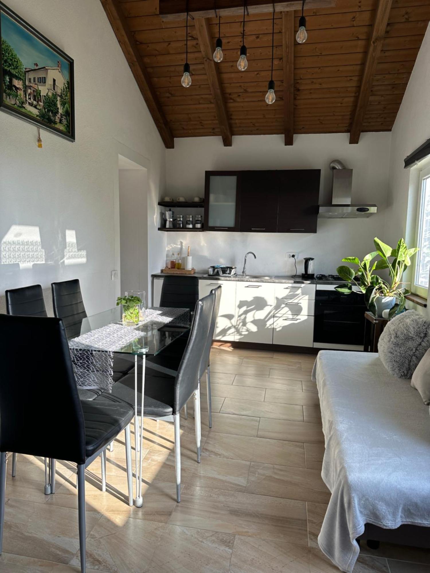 Quiet Countryside Apartments Near The City And The Sea كوبر المظهر الخارجي الصورة